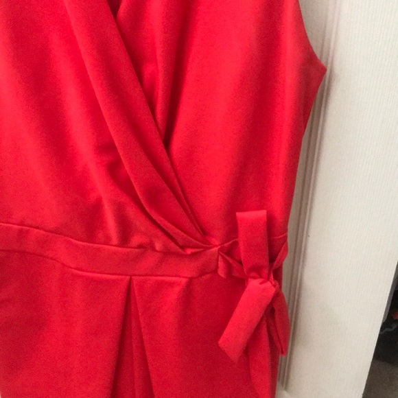 Adelyn Rae red romper - Picture 4 of 6